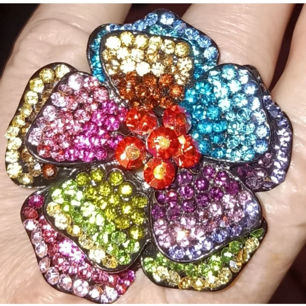 Vibrant Multicolor Crystal Stretch Flower Ring